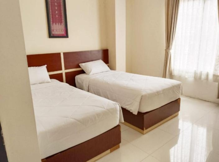 Khariz Hotel Bukittinggi Bagian luar foto