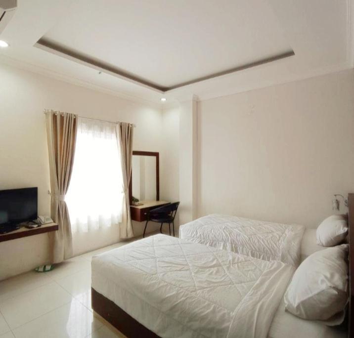 Khariz Hotel Bukittinggi Bagian luar foto